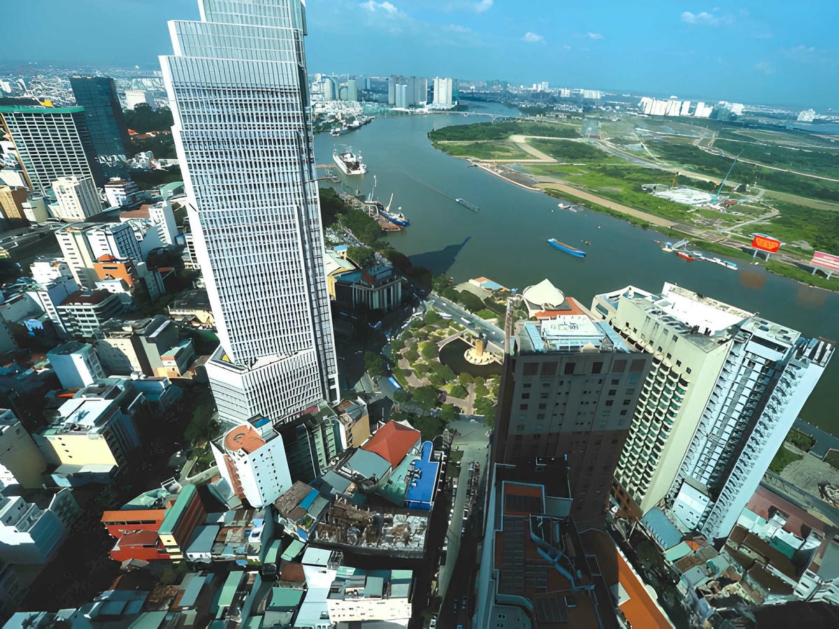 Đơn vị môi giới uy tín quyết định chất lượng và chi phí dịch vụ.