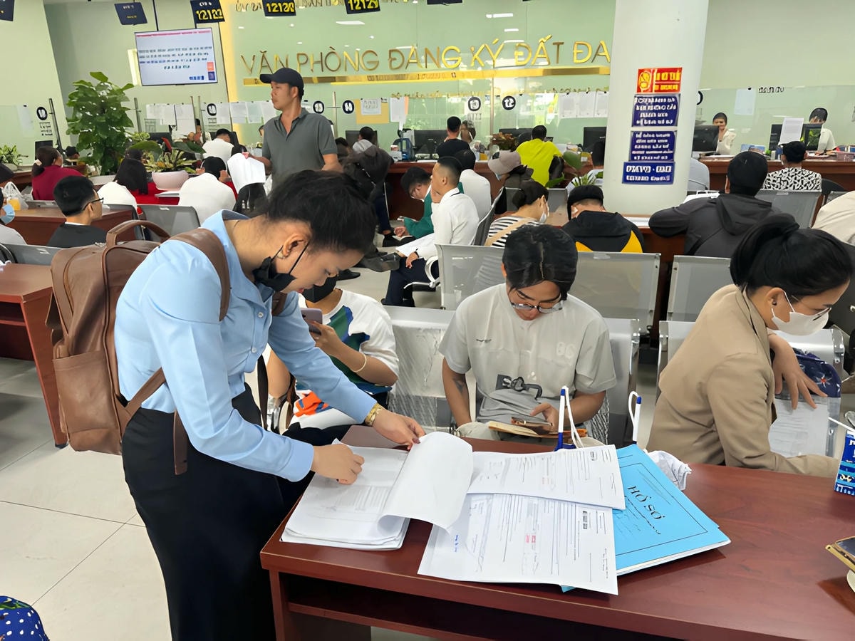 Thuế thu nhập cá nhân áp dụng khi chuyển nhượng nhà đất.