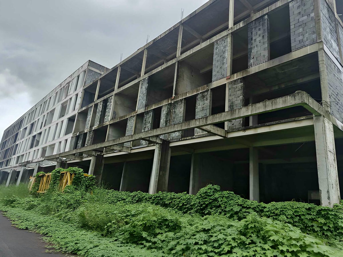 Rủi ro khi dự án chưa đủ điều kiện pháp lý để mở bán.