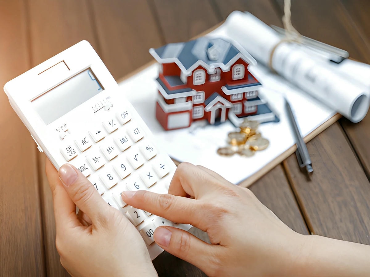 Mức lệ phí trước bạ tính theo tỷ lệ trên giá trị nhà đất.