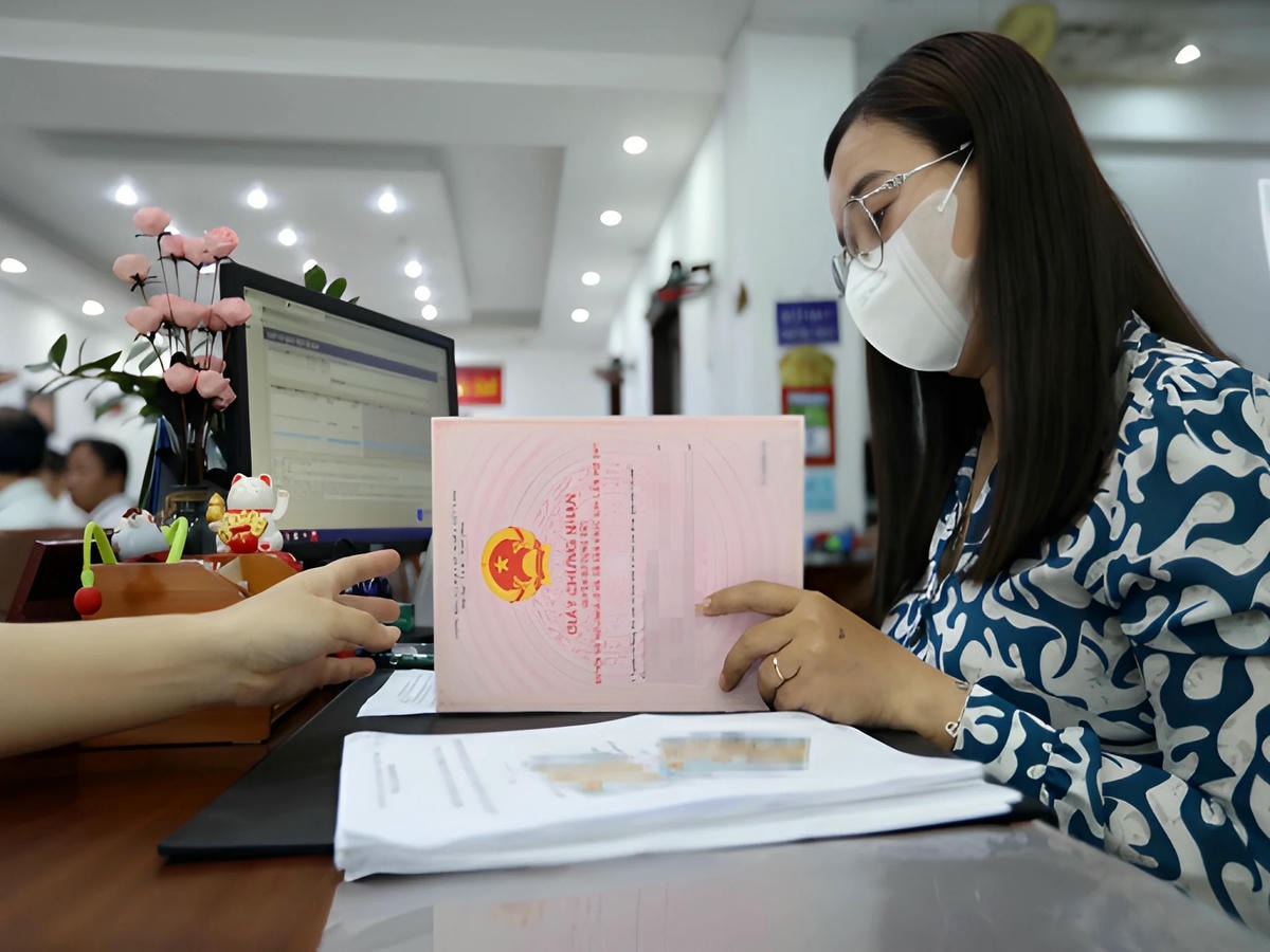 Xác minh pháp lý và chủ sở hữu để tránh rủi ro giao dịch.