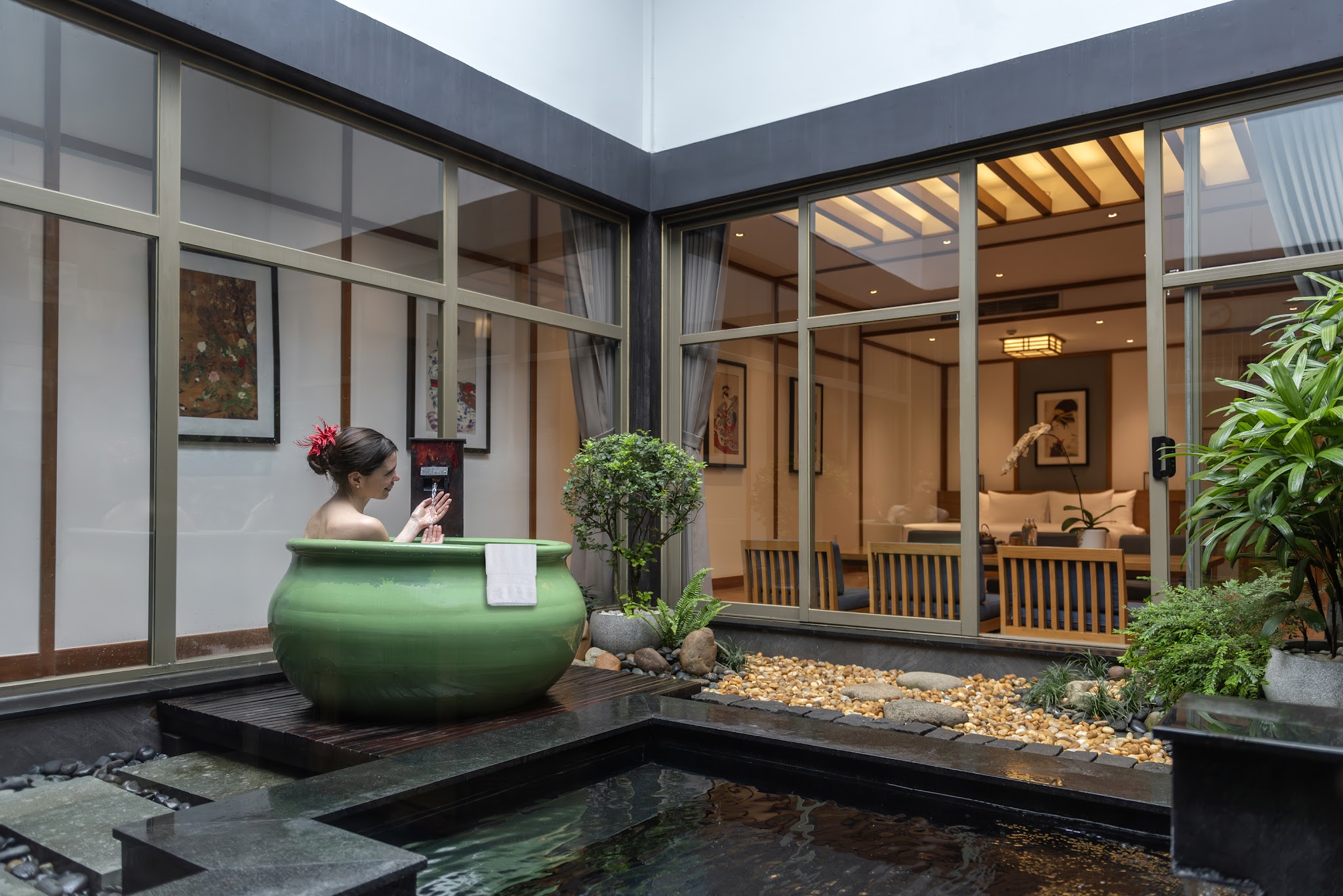 Không gian tắm khoáng biệt lập