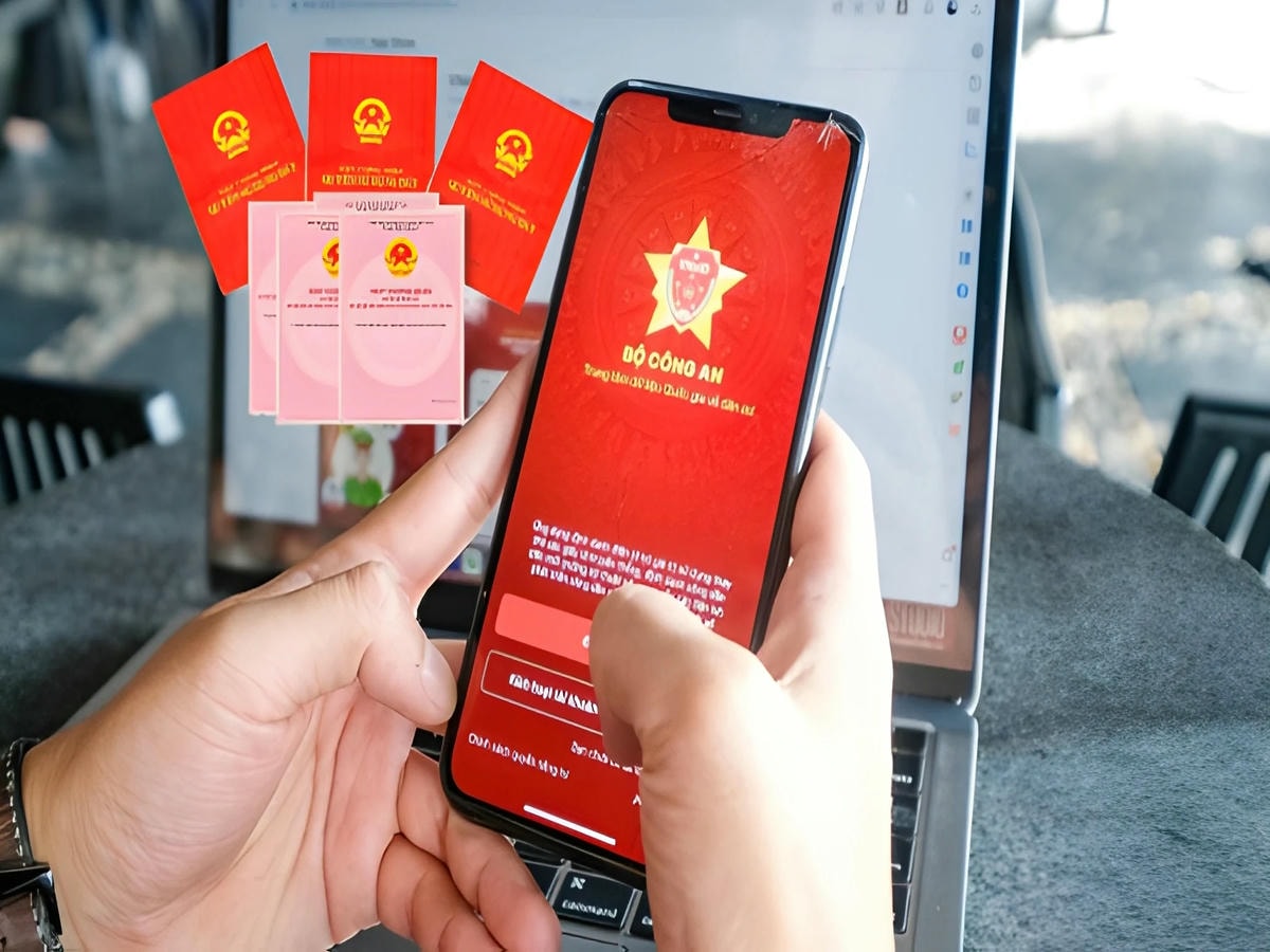 Xác minh sổ đỏ và tình trạng pháp lý trước khi đặt cọc.