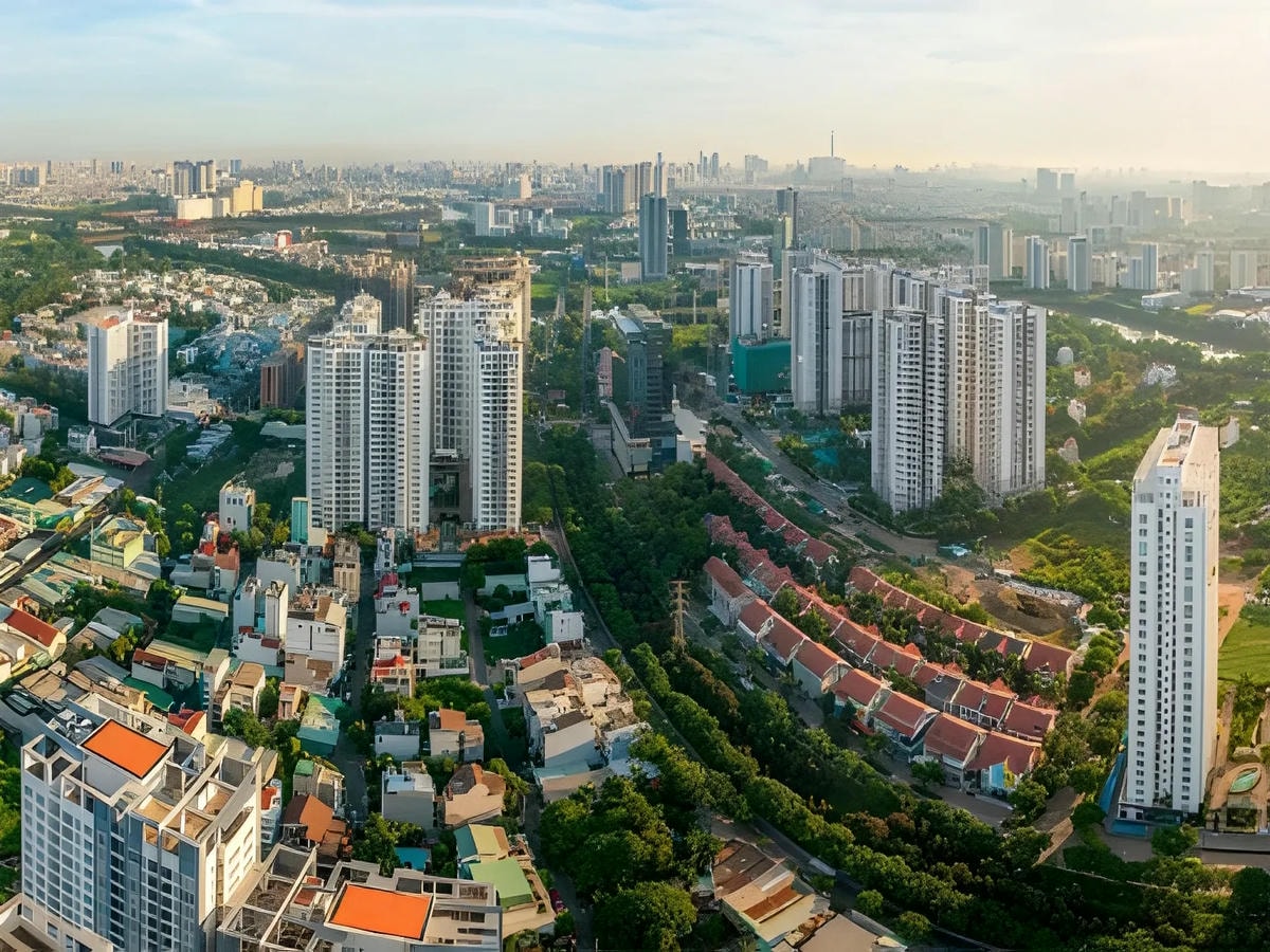 Cần tính thêm thuế phí và chi phí cải tạo vào tổng ngân sách.