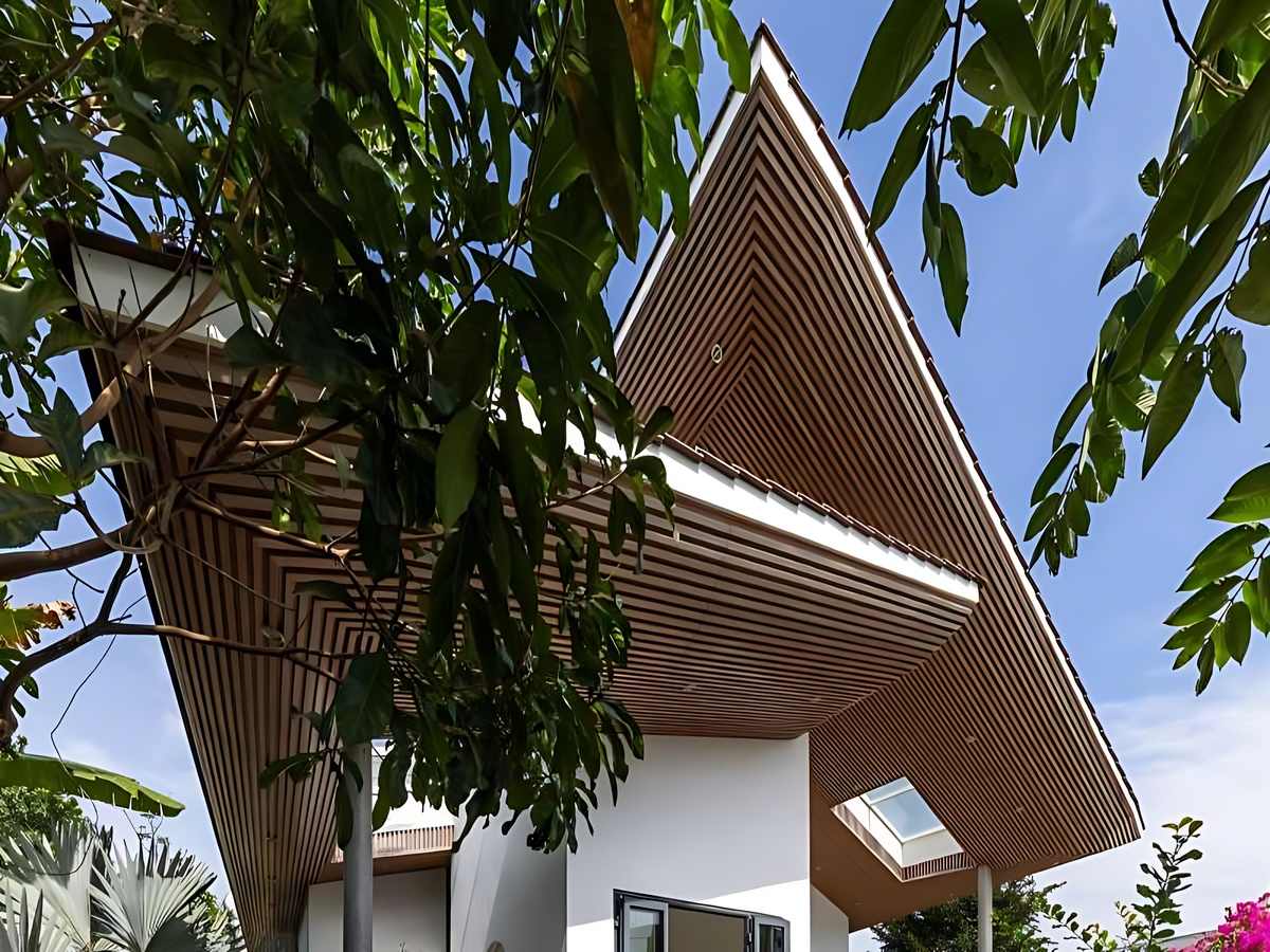 Sơn chống nóng giúp giảm nhiệt độ trong nhà, tiết kiệm điện năng và bảo vệ độ bền cho công trình.