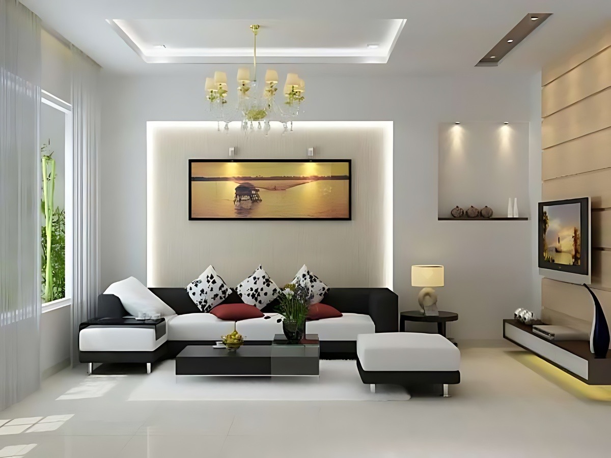 Bố trí đèn cây và đèn bàn tạo ánh sáng thư giãn tại khu vực sofa.