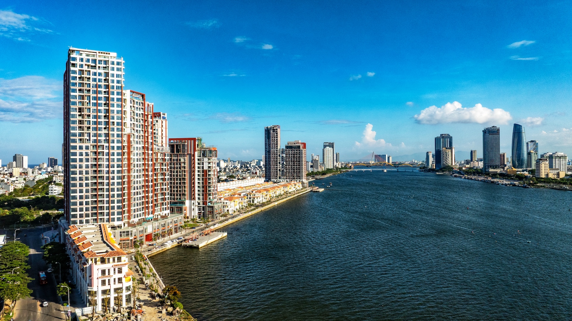 Sun Symphony Residence - "điểm neo tài sản" hội tụ trọn vẹn bộ ba giá trị: vị trí lõi, cảnh quan độc bản và bài toán kinh doanh đắc lợi