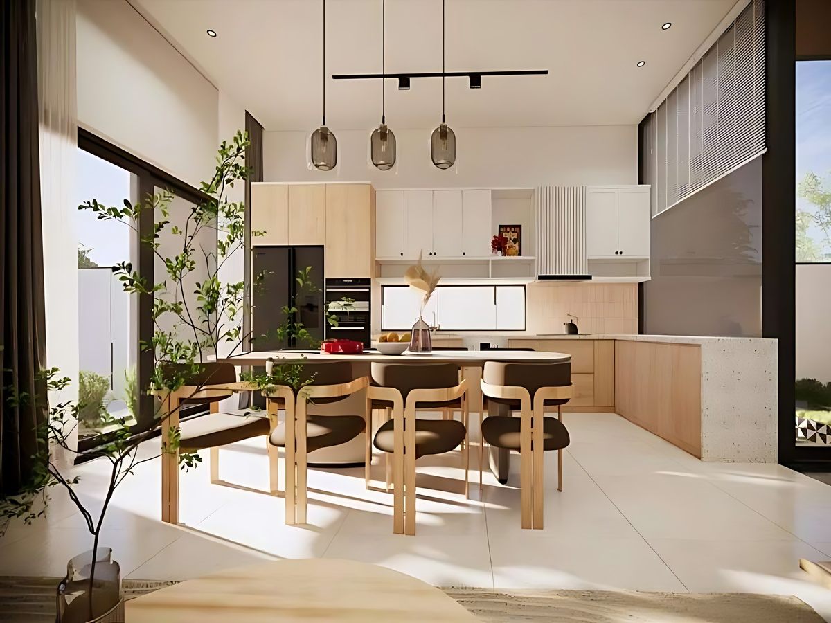 Tận dụng chiều cao và phụ kiện thông minh giúp tăng không gian lưu trữ đáng kể cho bếp.