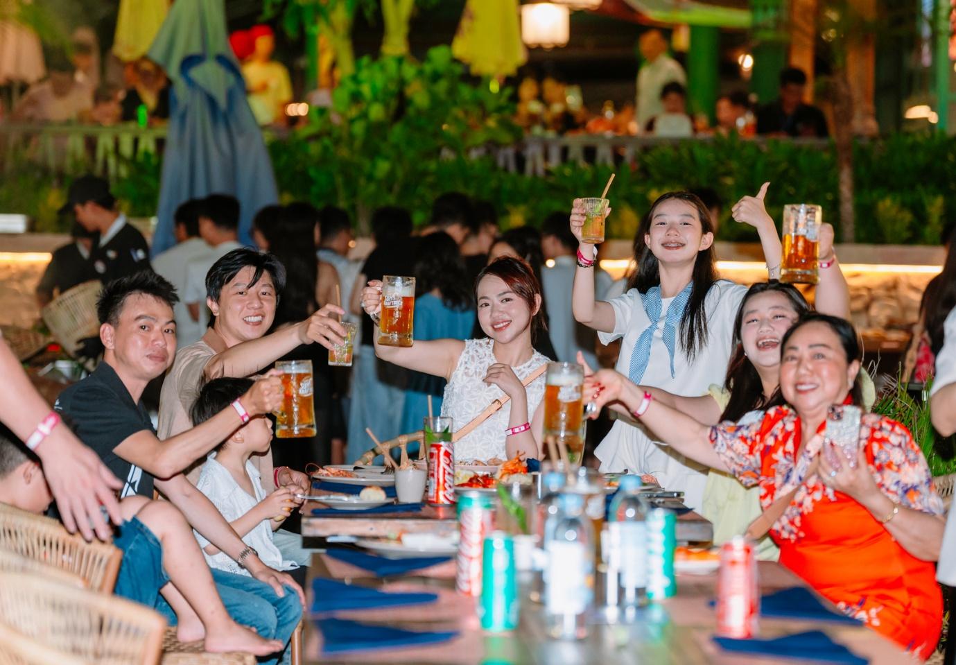 Nhịp sống sôi động hiện hữu tại Blanca City chỉ sau một năm khởi công.