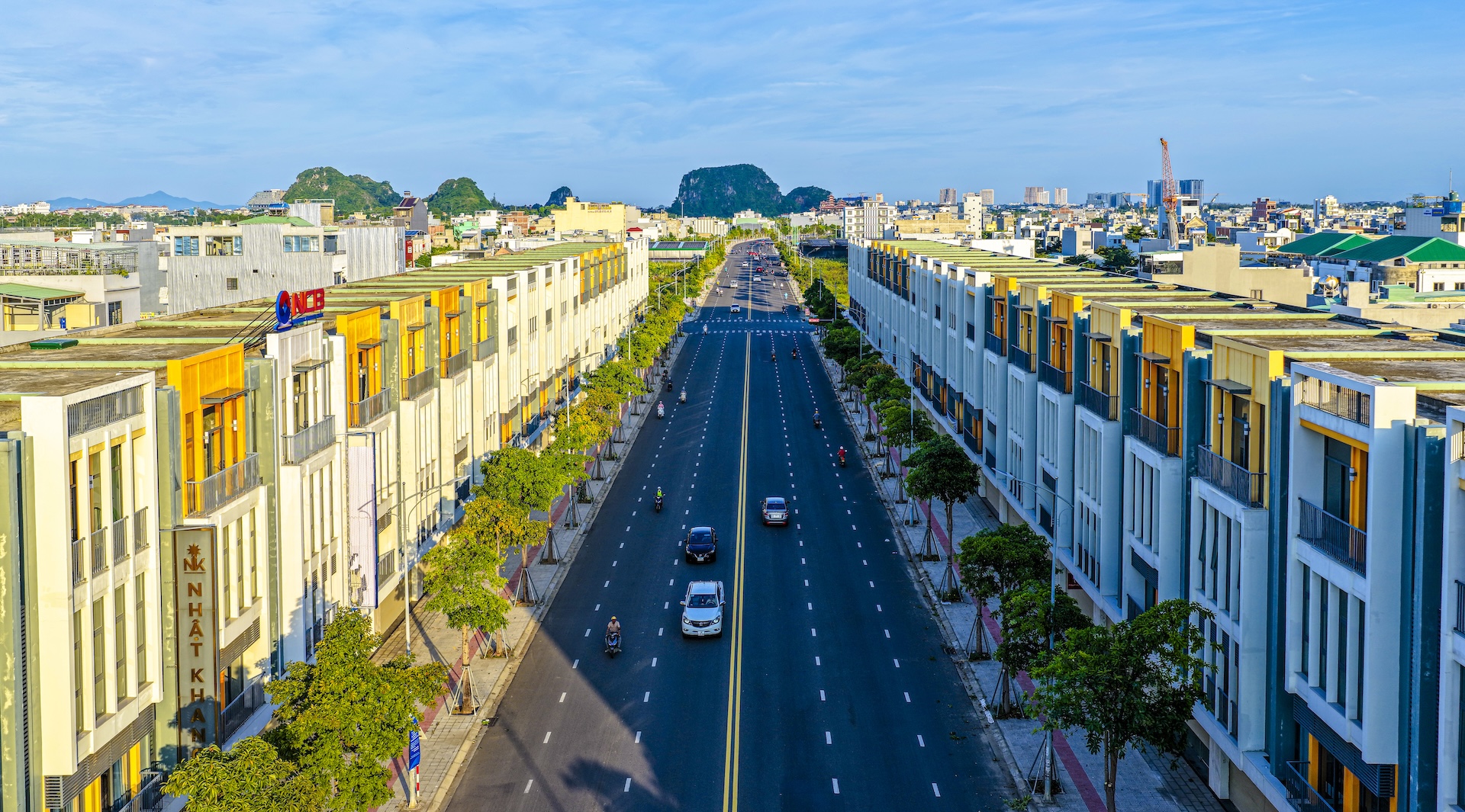 Nam Đà Nẵng hội tụ đủ các yếu tố từ cảnh quan thiên nhiên đến hạ tầng hiện đại, trở thành tâm điểm của thị trường căn hộ.