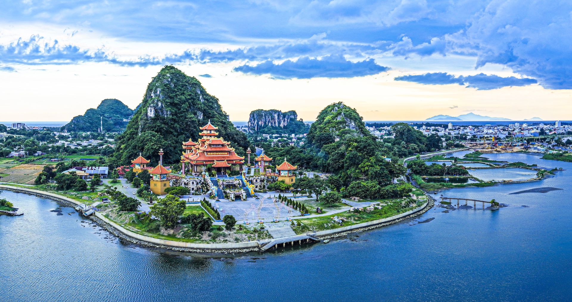 Danh thắng Ngũ Hành Sơn là một trong những mảnh ghép gia tăng trải nghiệm du lịch tại Nam Đà Nẵng.