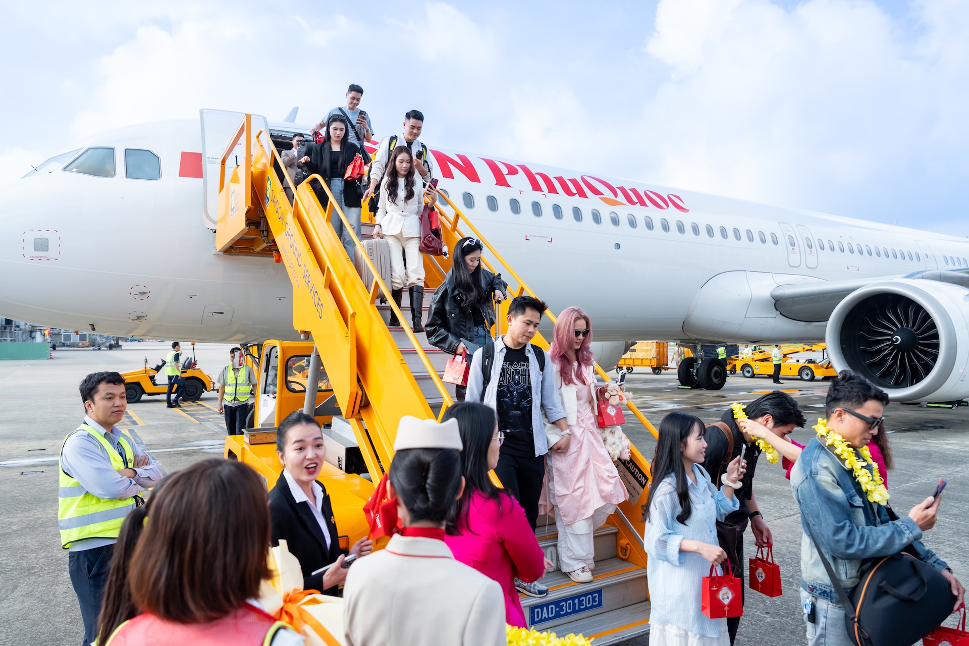 Nhu cầu tiêu dùng từ dòng du khách và giới chuyên gia quốc tế đổ về Nam trung tâm Đà Nẵng mở ra cơ hội lớn cho các mô hình kinh doanh thương mại. Ảnh: Ánh Dương.