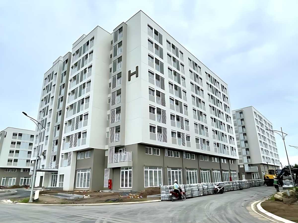 Cư dân sống tại căn hộ tầng thấp chịu ảnh hưởng từ tiếng ồn.