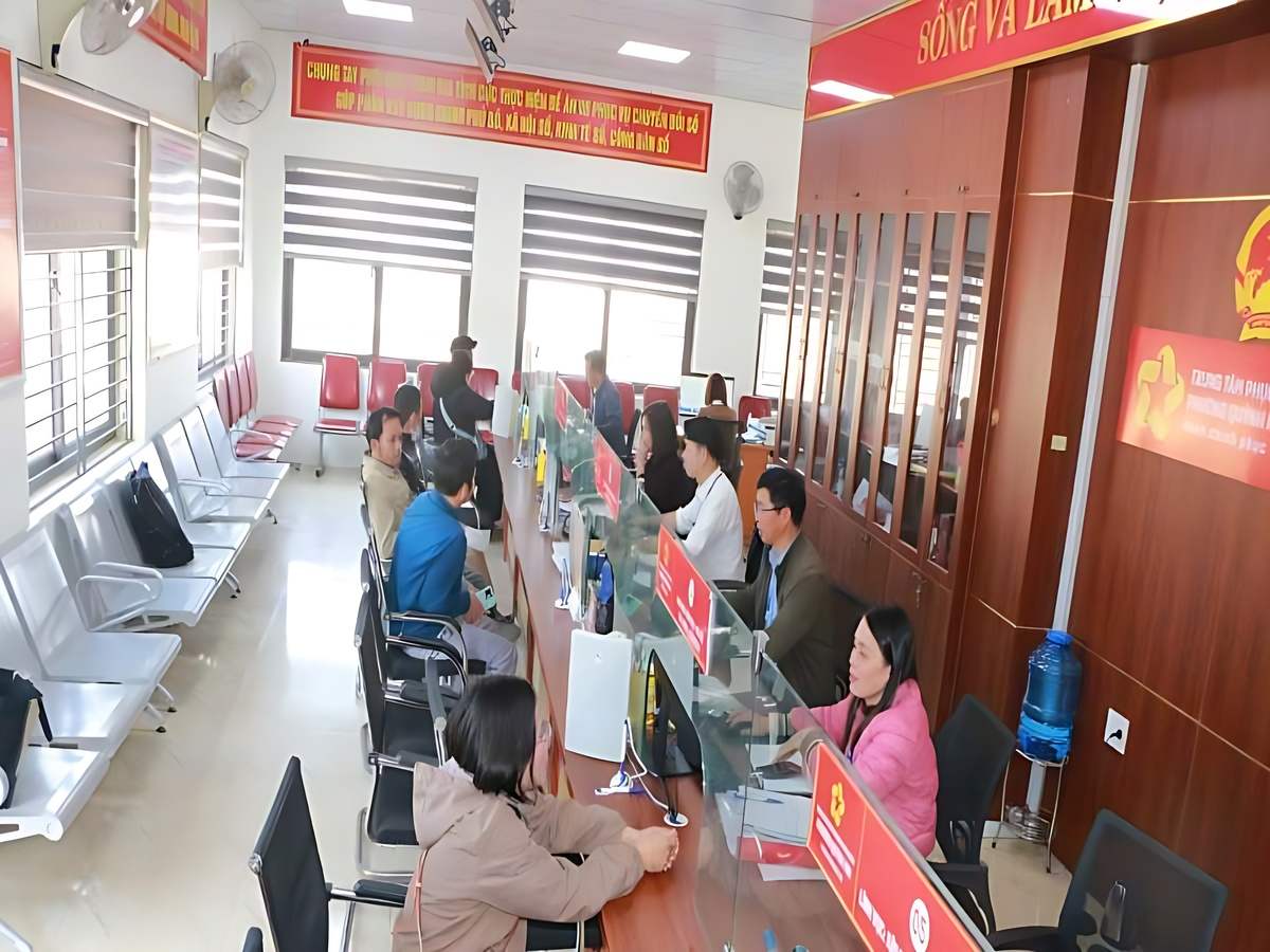 Kiểm tra kỹ thông tin pháp lý giúp bảo đảm an toàn khi mua nhà.