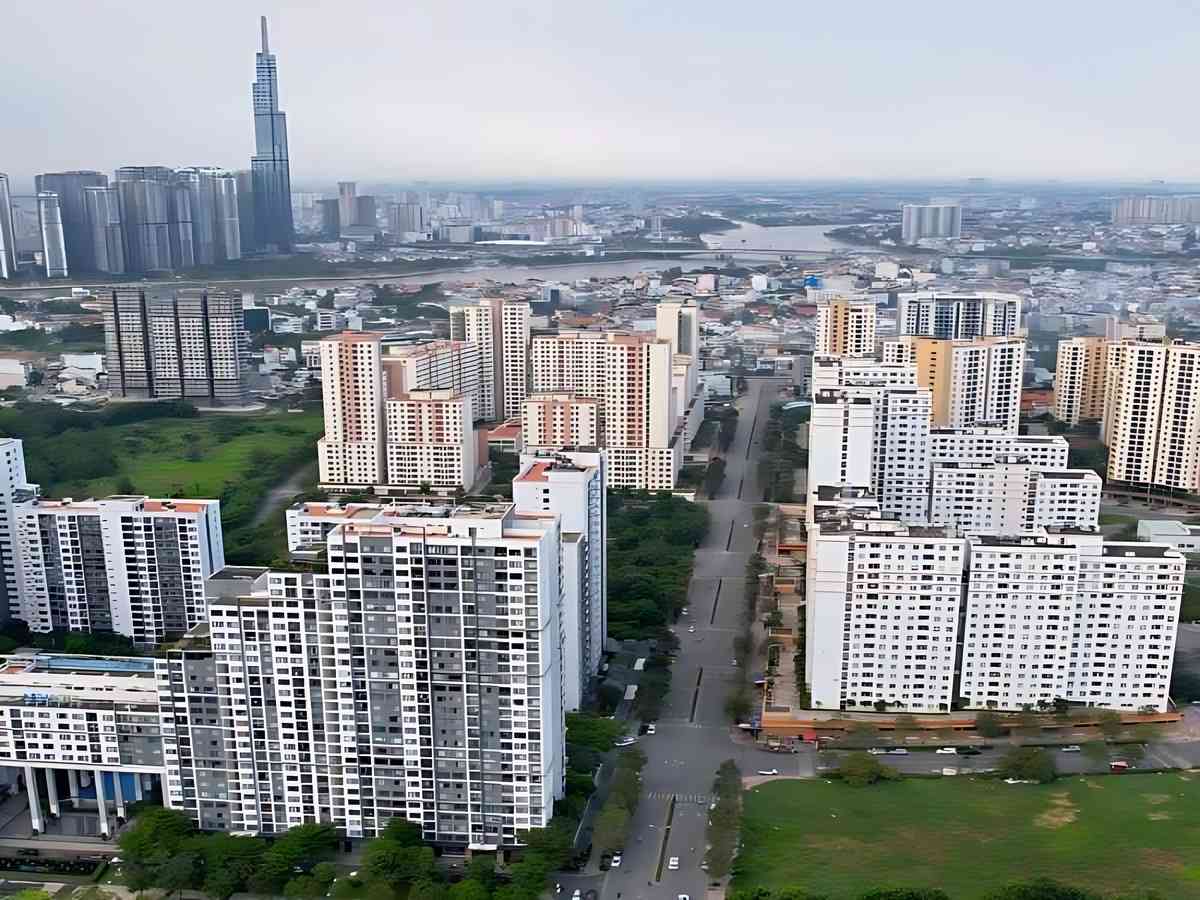 Phòng khách căn hộ góc sở hữu tầm nhìn rộng mở thoáng đãng.