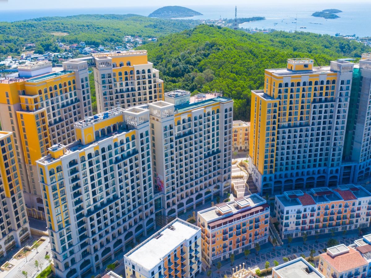 Sun Grand City Hillside Residence mang đến đa dạng sản phẩm lưu trú, đáp ứng nhu cầu của du khách trong và ngoài nước.