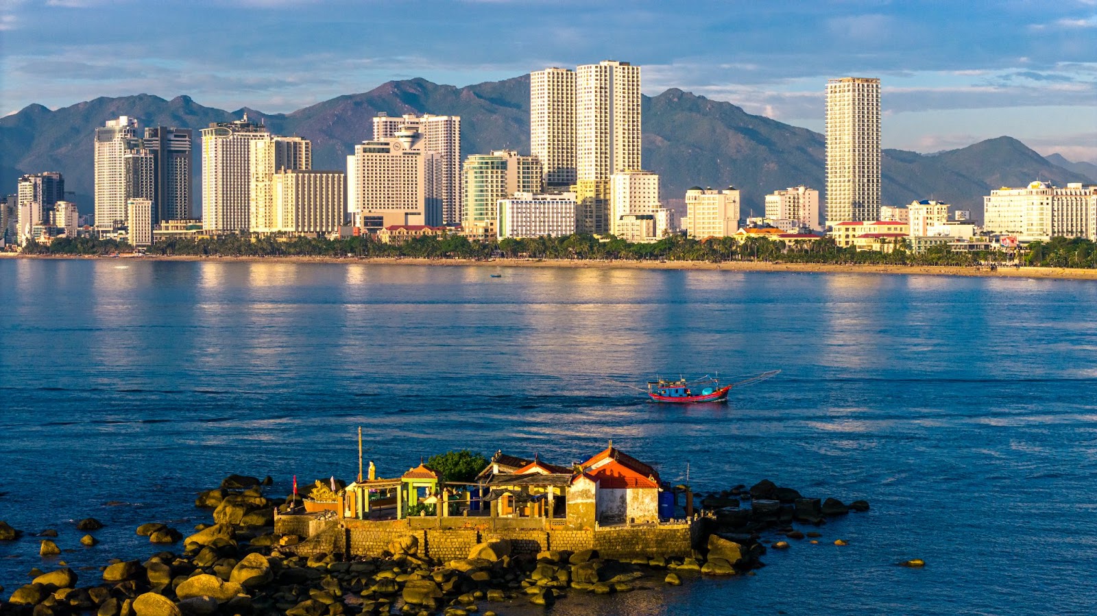 Dự án kiến tạo không gian sống cân bằng, mang đến nhịp sống thư thái mỗi ngày.