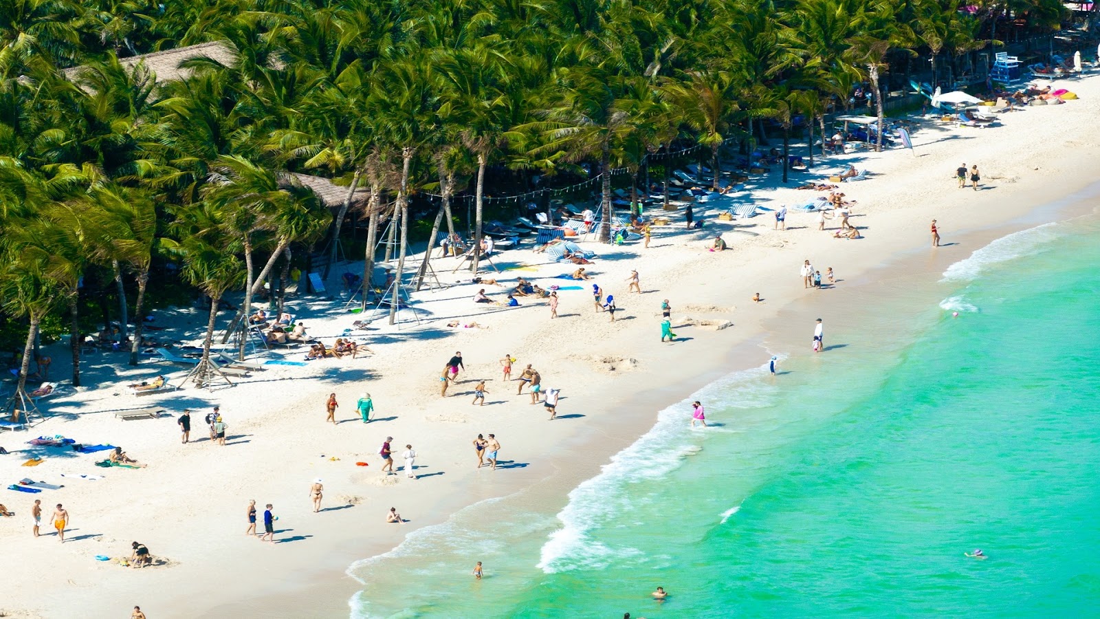 Bãi Kem tại Nam Phú Quốc được bình chọn là một trong những bãi biển đẹp nhất hành tinh