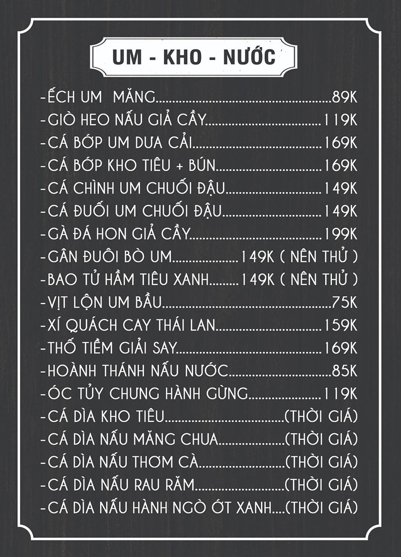 Thực đơn phong phú có thể kể đến một số món như ếch xào xả ớt, ốc hương bơ tỏi, chân gà ngâm sả ớt, chả cua chiên giòn… đặc biệt có thể kể đến gỏi cá trích