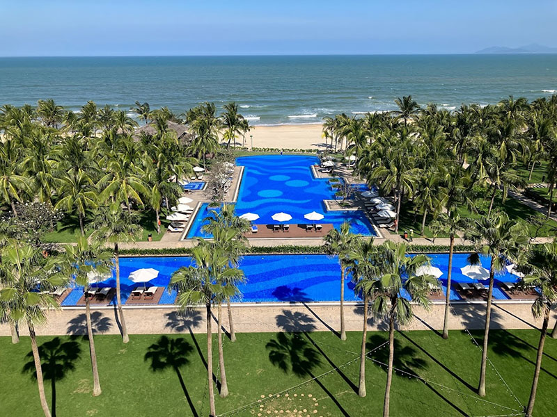 Tổng diện tích 5 hồ bơi của Danang Marriott Resort & Spa có diện tích lên đến 1000m2