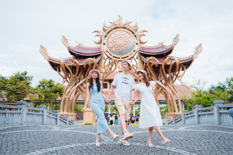 Du khách nên đến Sun World Ba Na Hills trước giờ khởi hành 30 phút để kịp giờ xuất phát