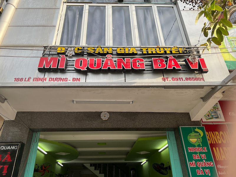 Quán Mì Quảng bà Vị