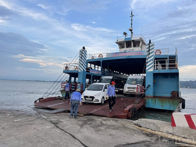 Phà biển là phương tiện di chuyển được nhiều du khách tin tưởng lựa chọn (Nguồn: Hai Phong News)