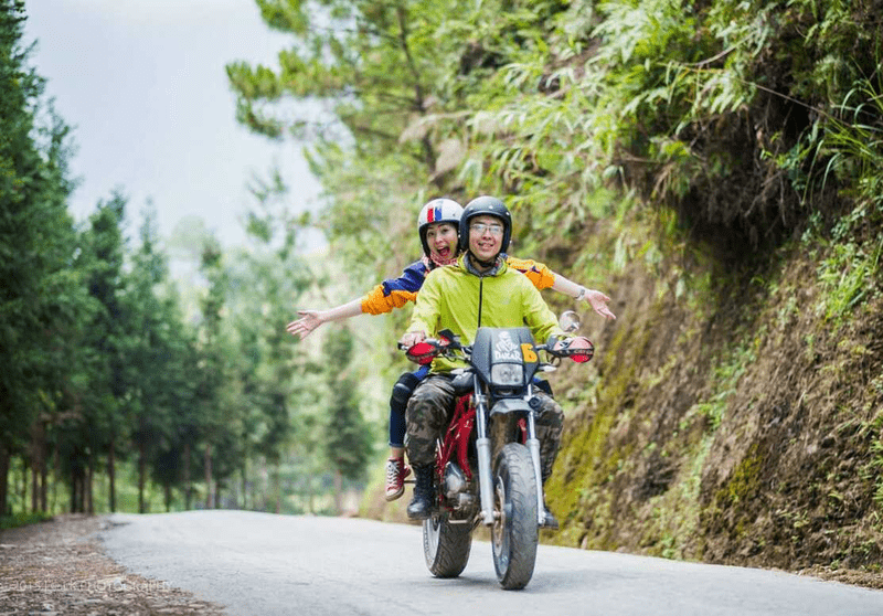 Nếu đi bằng xe số, du khách có thể di chuyển đến tất cả địa điểm vui chơi ở Đà Nẵng và Hội An