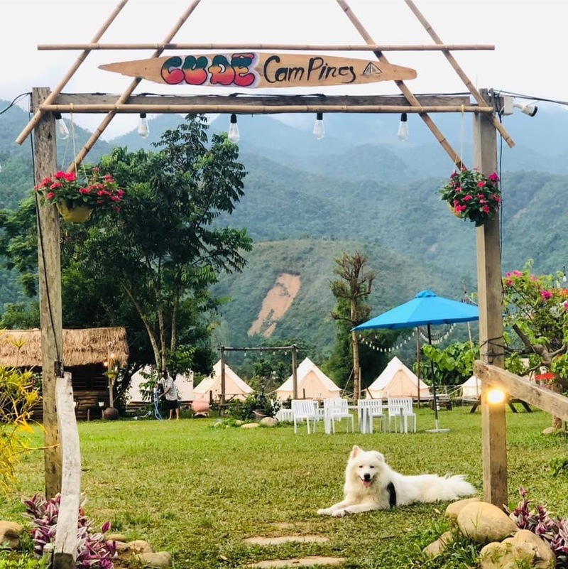 Cổng của khu cắm trại Cu Đê Camping. (Nguồn: googleusercontent)