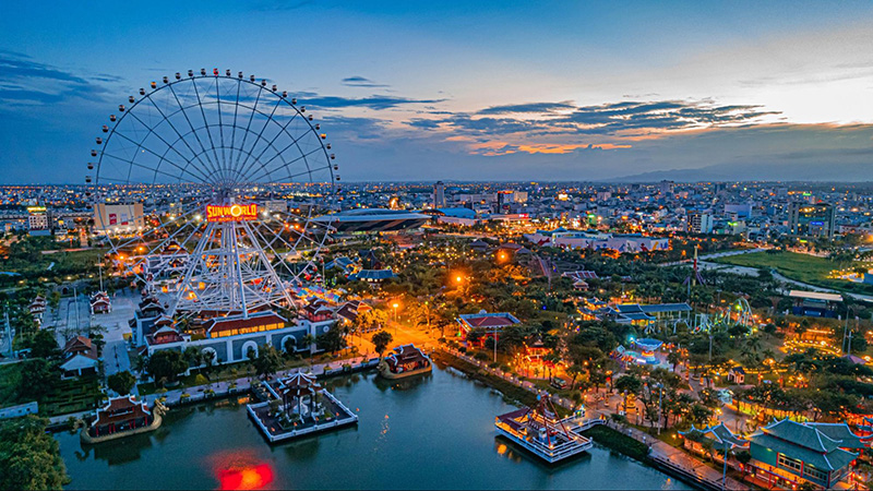 Chợ đêm Helio nằm gần ngay Công viên châu Á – Asia Park