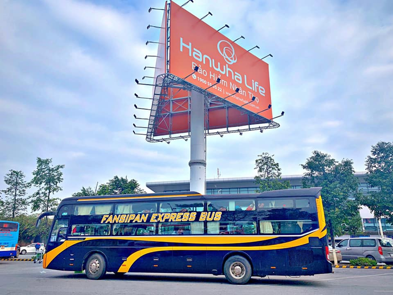 Fansipan Express Bus là một trong những đơn vị tiên phong trong việc cung cấp dịch vụ xe cabin đôi tuyến Hà Nội - Sa Pa