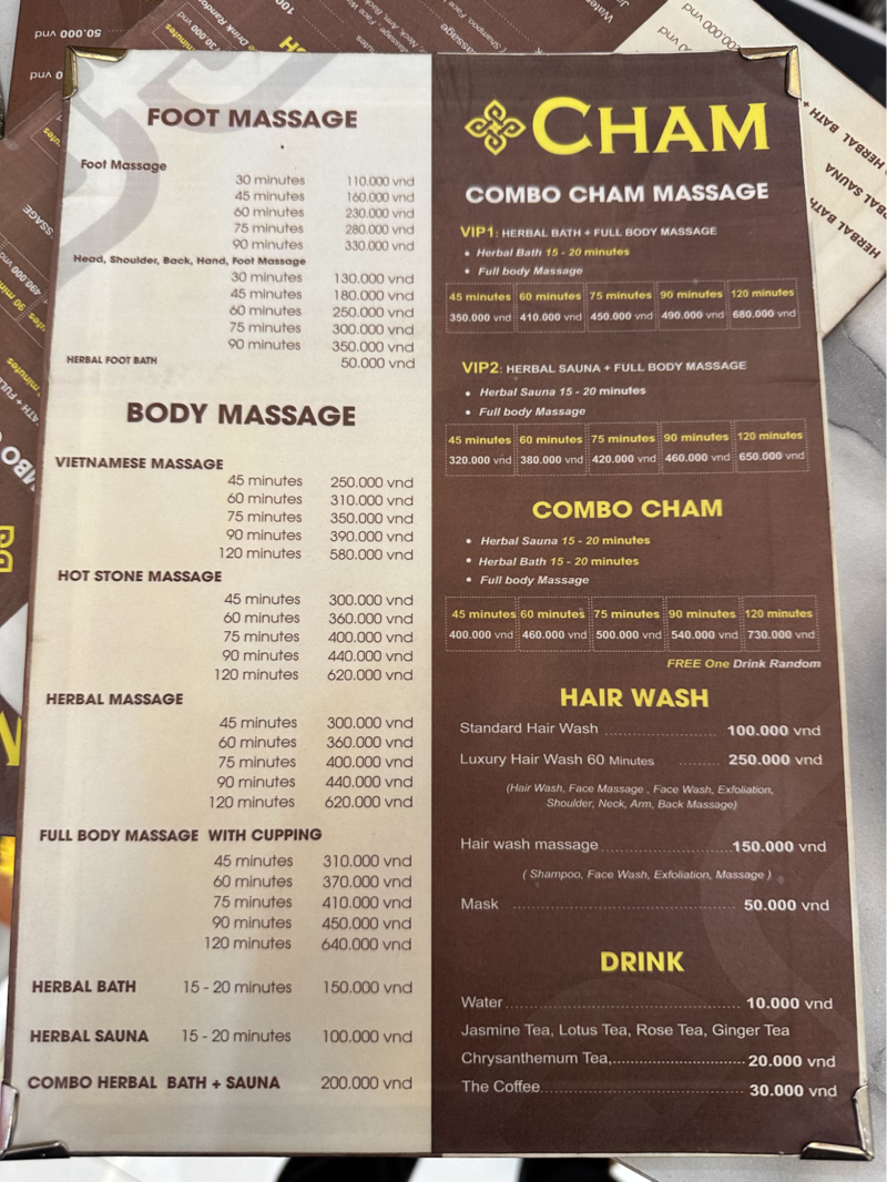 Bạn có thể tham khảo một số gói combo để trải nghiệm massage và tắm lá thuốc với mức giá tiết kiệm