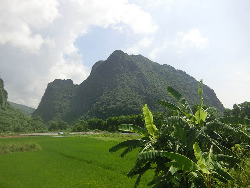 Núi Mằn là một khu du lịch sinh thái nổi tiếng với cảnh quan thiên nhiên hoang sơ, hùng vĩ (Nguồn: halongtourist.com.vn)