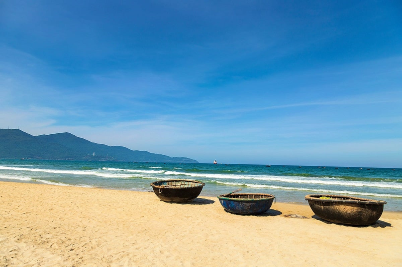 Bãi tắm T20-T18 nổi bật với vẻ đẹp hoang sơ, giản dị