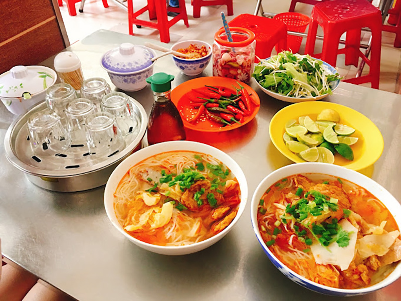 Tô bún chả cá thơm ngon