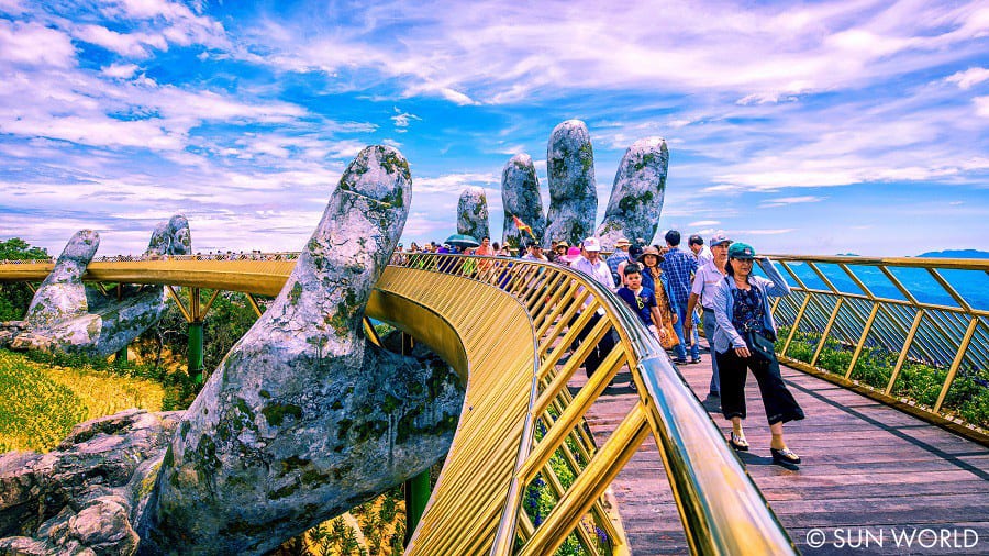 Cầu Vàng ở Sun World Ba Na Hills