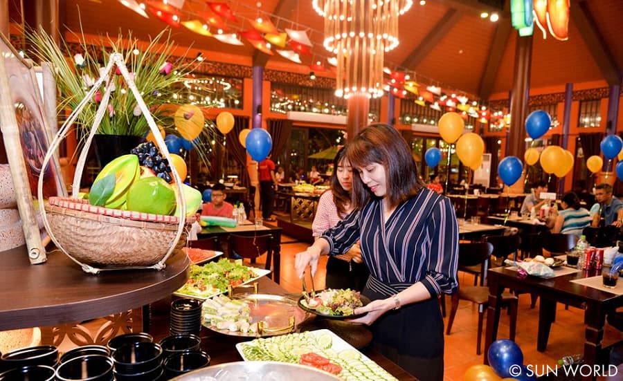 Thế giới ẩm thực đầy màu sắc đa dạng tại nhà hàng Thế giới Buffet