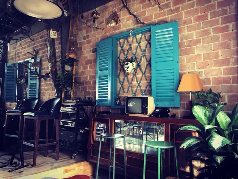 Góc sống ảo kiểu cổ điển tại Since 1988 cafe