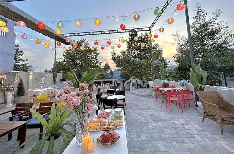 Không gian trên sân thượng tầng 2 của BITA HOUSE