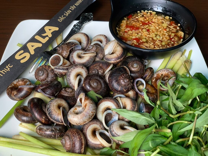 Món ốc luộc
