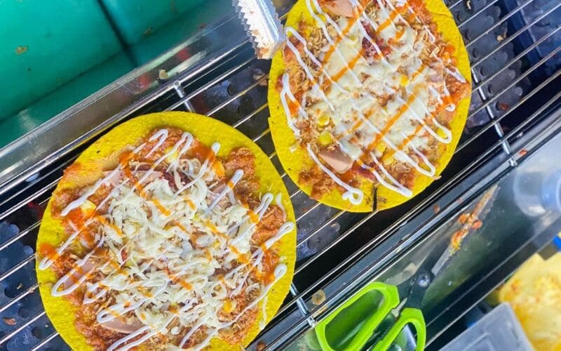 Cận cảnh món bánh tráng nướng Tây Ninh 