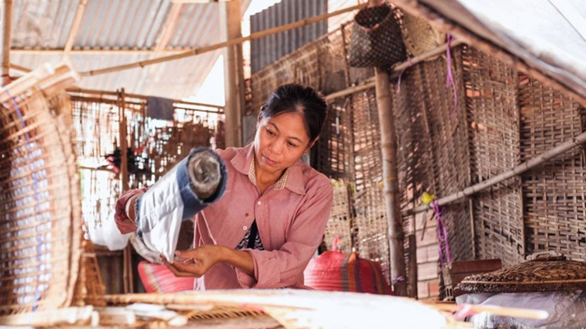 Gia đình nghệ nhân Phạm Thị Đương với 4 thế hệ nối nghiệp đỏ lửa tráng bánh phơi sương