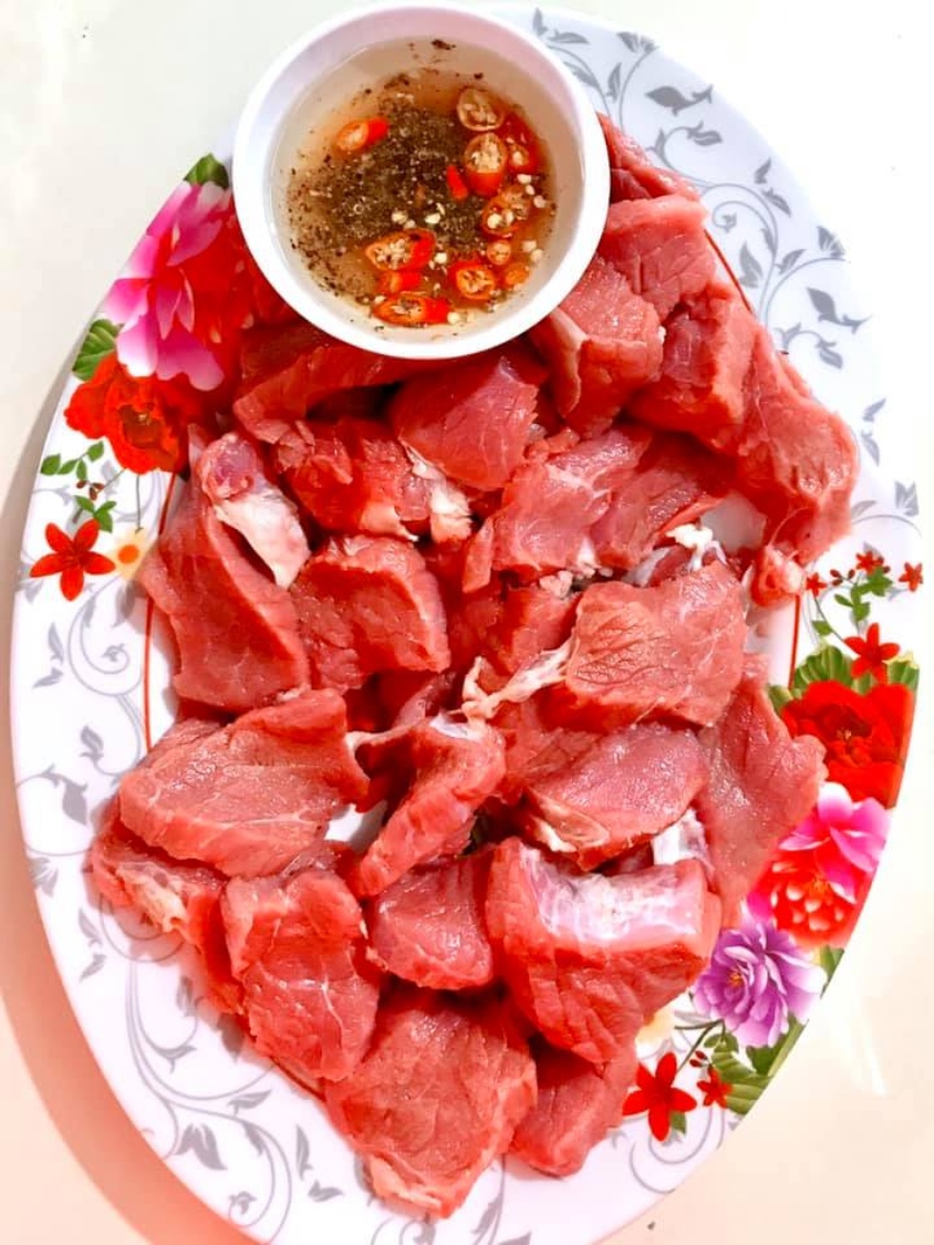 Món thịt tươi nướng y tại quán Bò tơ Đức Duy 2