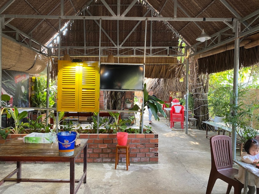 Không gian tại quán Bò tơ Mộc Tiên 
