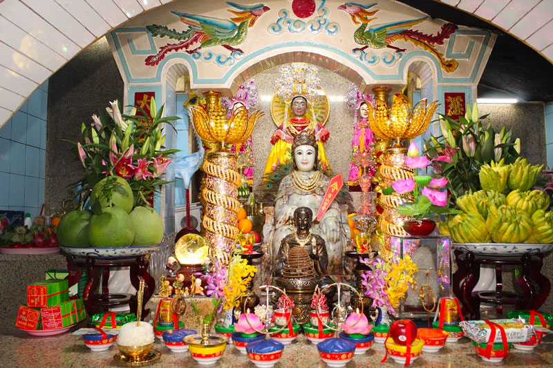 Điện thờ Bà