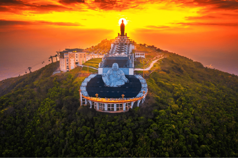 Sun World Ba Den Mountain trên đỉnh núi Bà Đen hùng vĩ
