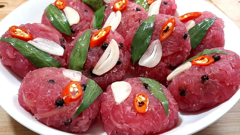 Nem bưởi Tây Ninh có độ dai vừa phải và hương vị hòa quyện
