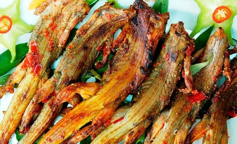Thằn lằn núi Bà hấp dẫn với lớp vỏ giòn và phần thịt mềm dai 