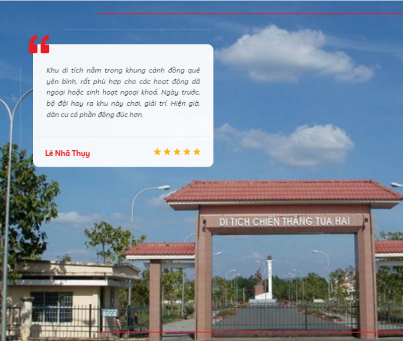 Du khách ấn tượng với khung cảnh thanh bình của di tích 