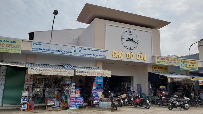 Chợ Gò Dầu nhìn từ bên ngoài